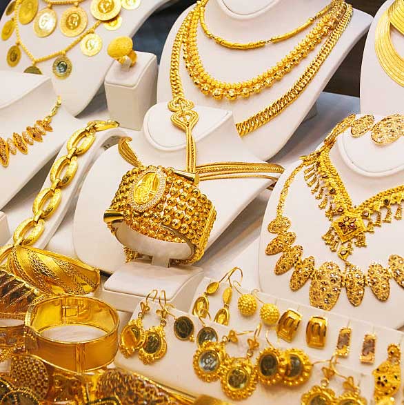 Jewelry market. Gold. Grain added