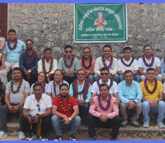 पर्यटकिय गाँउ ढोलीमारामा गर्मी छल्ने पर्यटकको लर्को