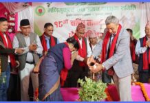 मणिमुकुन्दको छैटौं अधिवेसन, माधव नेपालको अध्यक्षतामा नया कार्यसमिति निर्वाचित